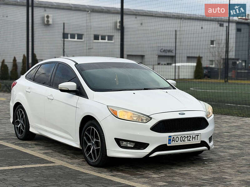 Седан Ford Focus 2015 в Мукачево