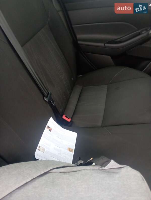 Седан Ford Focus 2016 в Киеве фото 5 Седан Ford Focus 2016 в Киеве