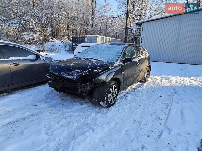 Хэтчбек Ford Focus 2007 в Киеве фото 5 Хэтчбек Ford Focus 2007 в Киеве