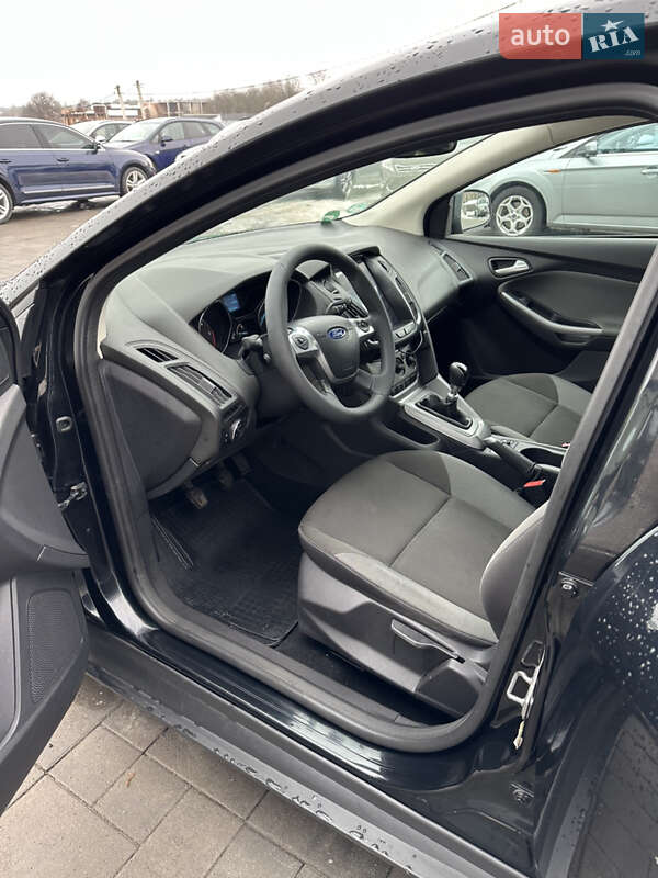 Хетчбек Ford Focus 2011 в Рівному фото 23 Хетчбек Ford Focus 2011 в Рівному