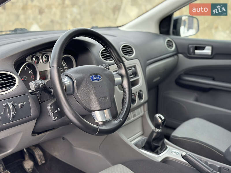 Универсал Ford Focus 2010 в Луцке фото 4 Универсал Ford Focus 2010 в Луцке