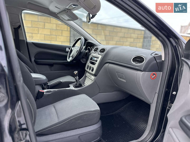 Универсал Ford Focus 2010 в Луцке фото 34 Универсал Ford Focus 2010 в Луцке