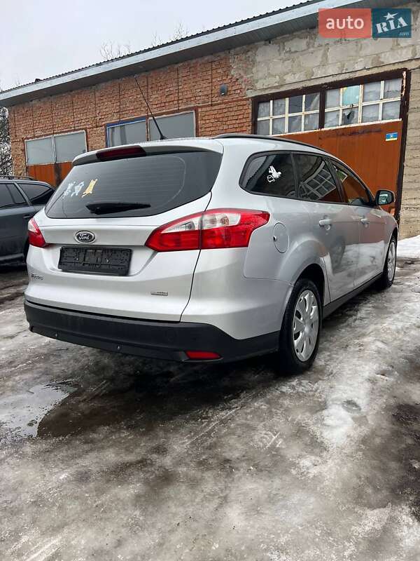 Универсал Ford Focus 2013 в Луцке фото 4 Универсал Ford Focus 2013 в Луцке