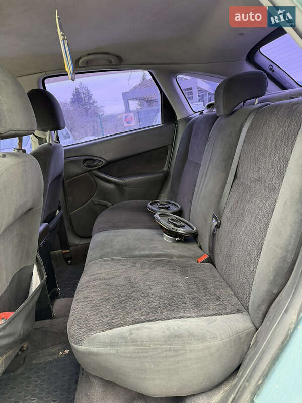 Хетчбек Ford Focus 2000 в Лубнах
