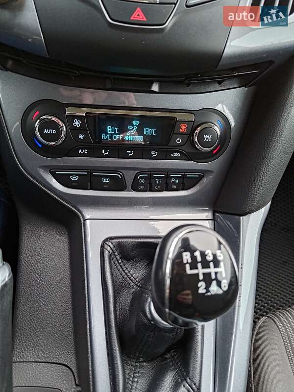 Универсал Ford Focus 2013 в Вишневом фото 16 Универсал Ford Focus 2013 в Вишневом