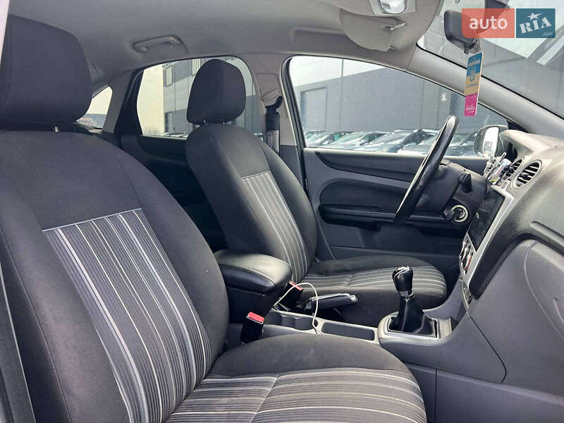 Седан Ford Focus 2008 в Львові фото 35 Седан Ford Focus 2008 в Львові