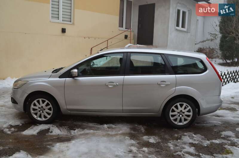 Универсал Ford Focus 2008 в Черновцах