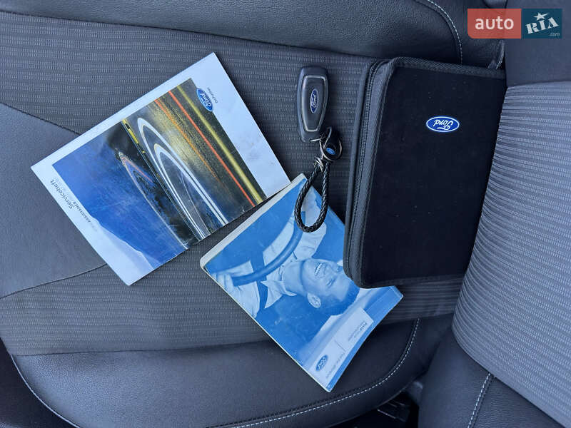 Хетчбек Ford Focus 2012 в Стрию фото 125 Хетчбек Ford Focus 2012 в Стрию