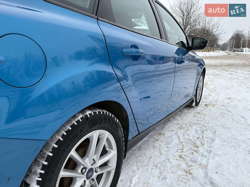 Седан Ford Focus 2017 в Хмельницком