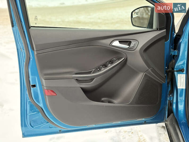 Седан Ford Focus 2017 в Хмельницком