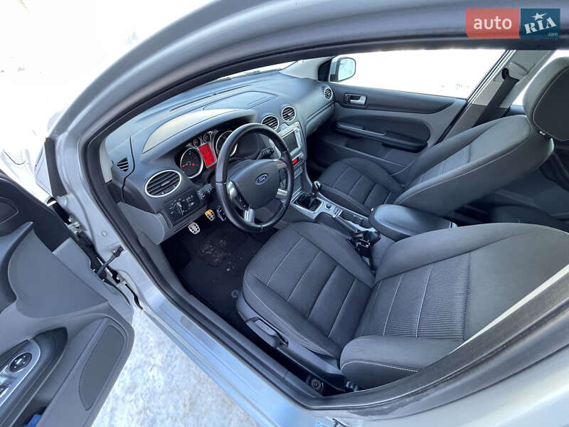 Хэтчбек Ford Focus 2008 в Тернополе