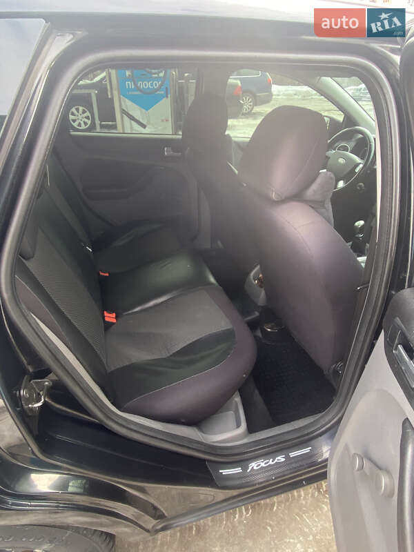 Універсал Ford Focus 2010 в Львові фото 12 Універсал Ford Focus 2010 в Львові