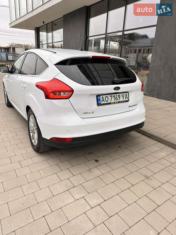 Хетчбек Ford Focus 2018 в Ужгороді