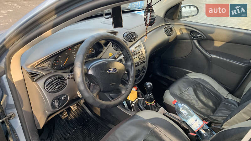 Хэтчбек Ford Focus 2004 в Виннице