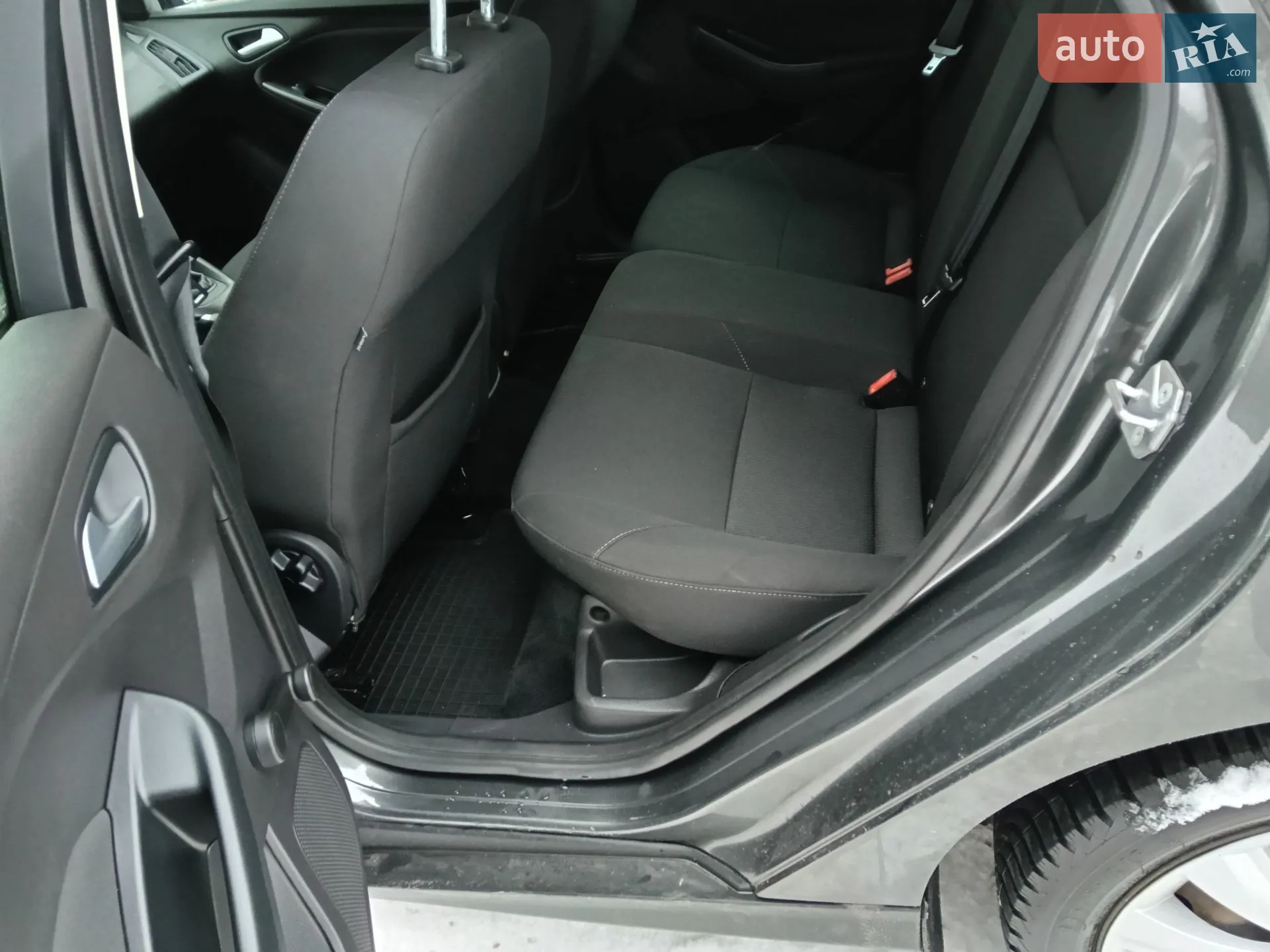2015 Ford Focus - мініатюра 16