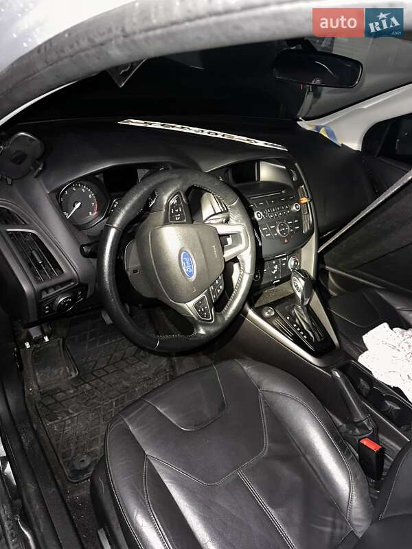 Хэтчбек Ford Focus 2014 в Киеве