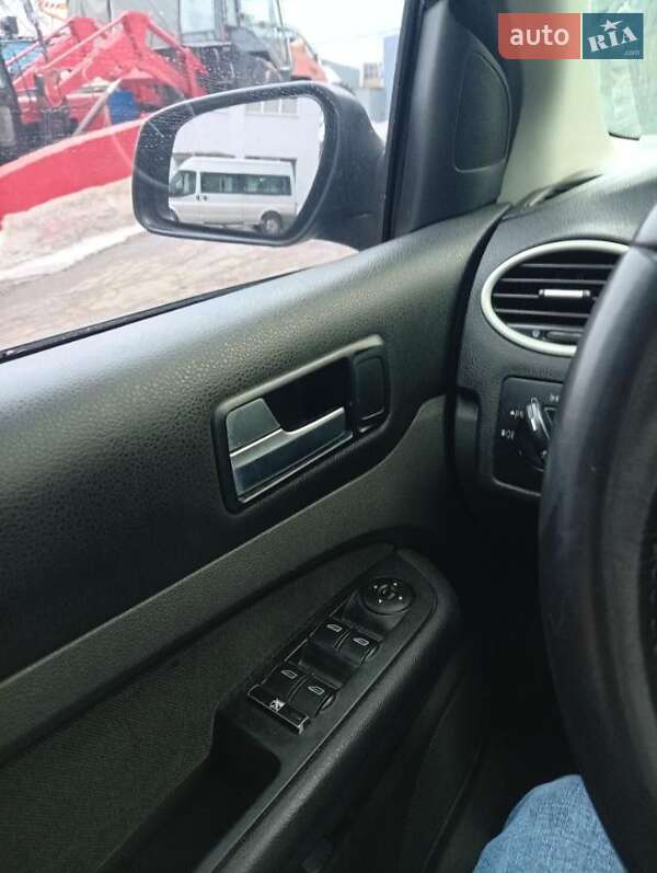 Хетчбек Ford Focus 2006 в Києві фото 13 Хетчбек Ford Focus 2006 в Києві