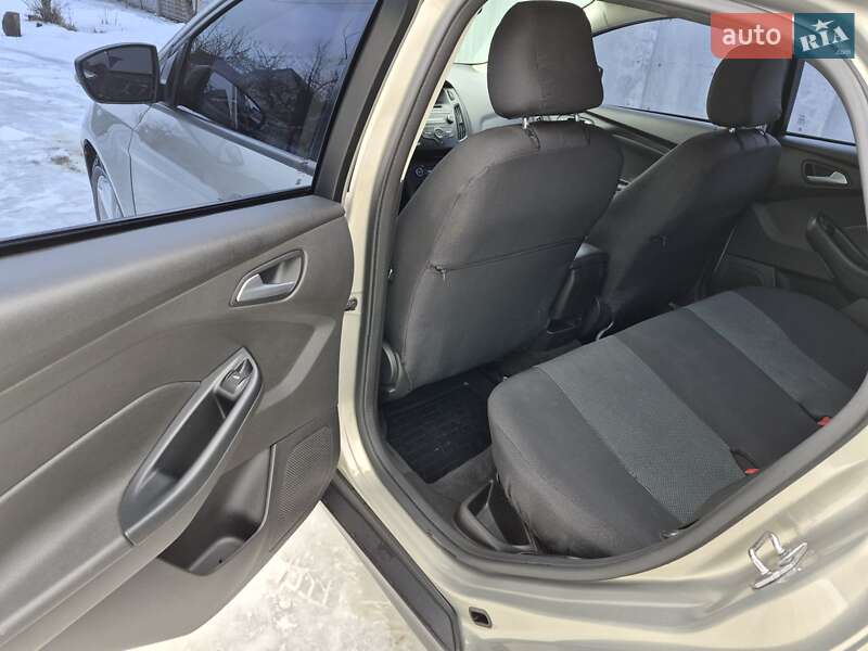 Седан Ford Focus 2016 в Харькове фото 6 Седан Ford Focus 2016 в Харькове