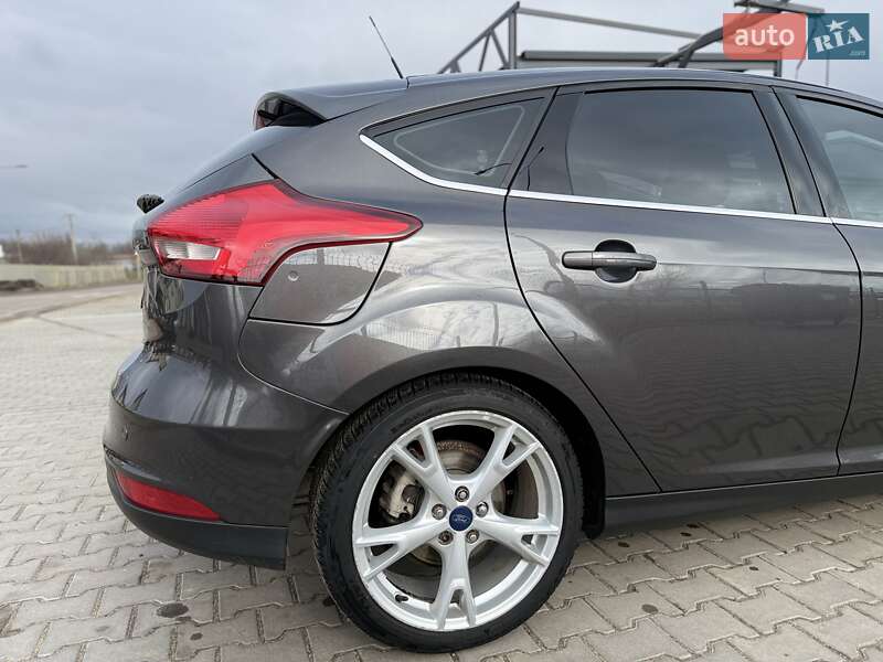 Хэтчбек Ford Focus 2015 в Одессе