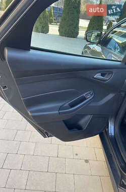 Седан Ford Focus 2017 в Ужгороде