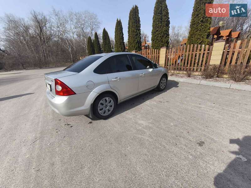 Седан Ford Focus 2010 в Днепре