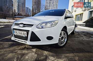 Хэтчбек Ford Focus 2014 в Киеве