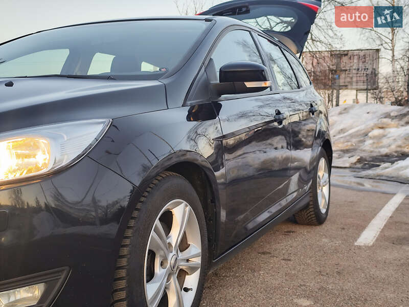 Универсал Ford Focus 2017 в Житомире