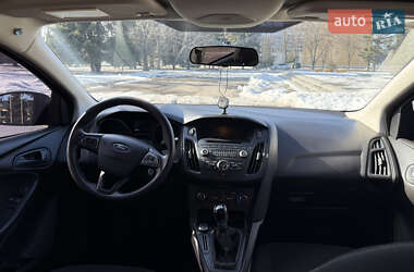 Седан Ford Focus 2016 в Лозовій