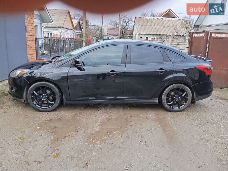 Седан Ford Focus 2014 в Новомосковську фото 5 Седан Ford Focus 2014 в Новомосковську
