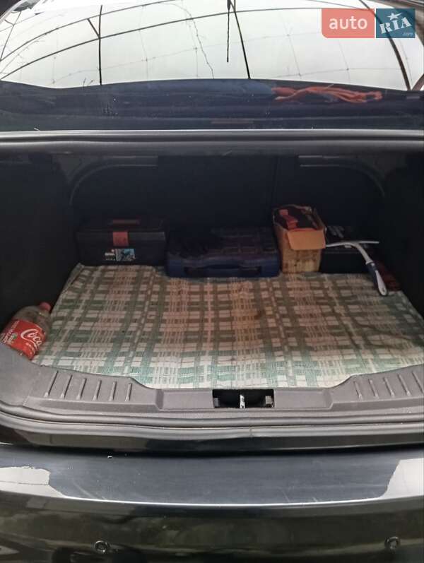 Седан Ford Focus 2014 в Новомосковську фото 10 Седан Ford Focus 2014 в Новомосковську