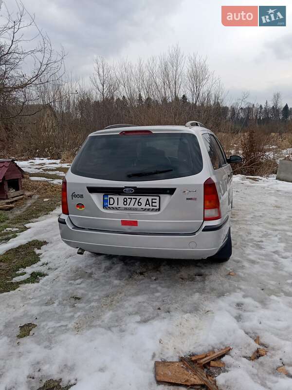 Универсал Ford Focus 2003 в Черновцах