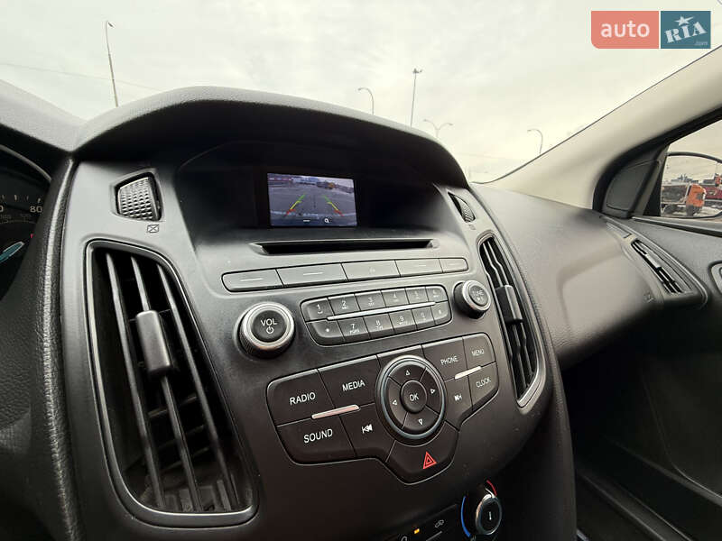 Хэтчбек Ford Focus 2016 в Киеве
