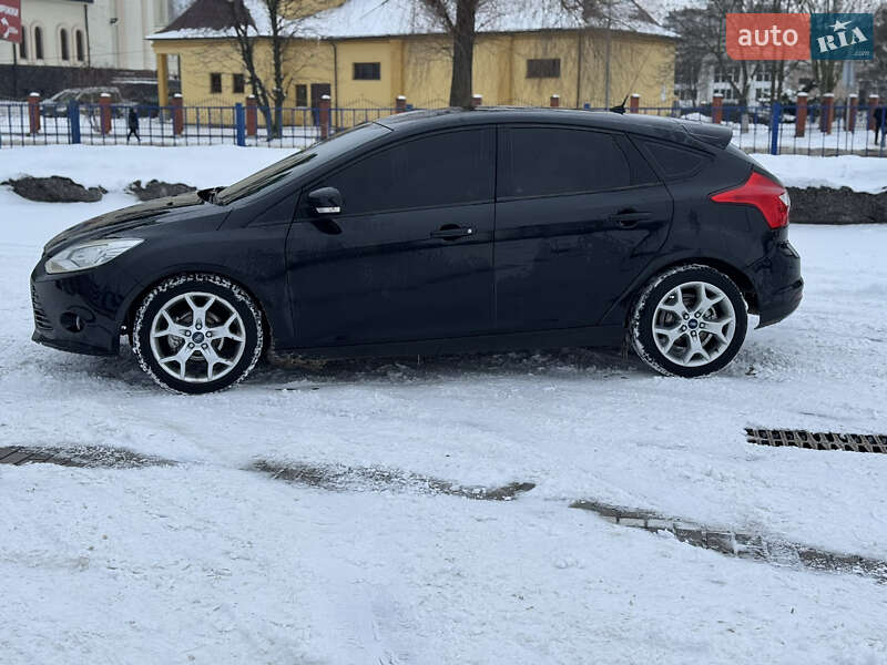 Хэтчбек Ford Focus 2012 в Шептицькому