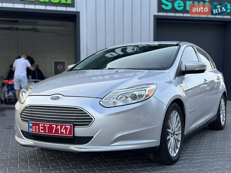 Хетчбек Ford Focus 2014 в Володимирі