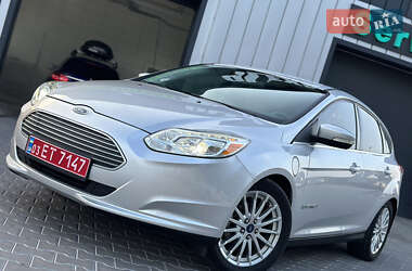 Хэтчбек Ford Focus 2014 в Владимире