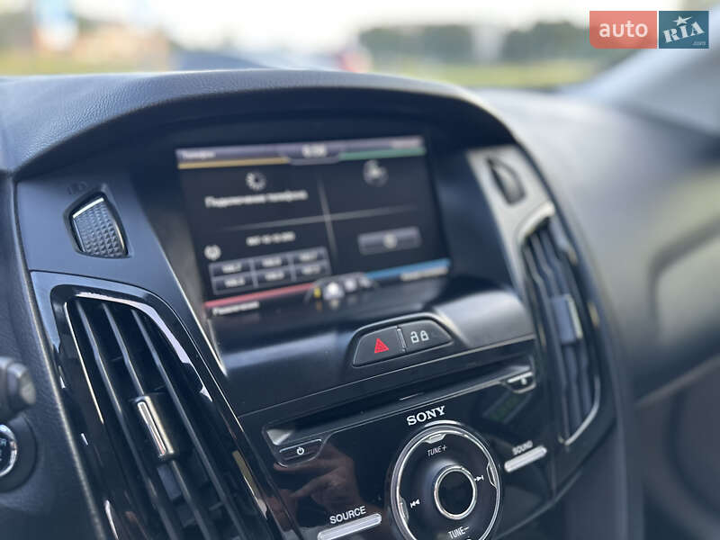 Хетчбек Ford Focus 2014 в Володимирі