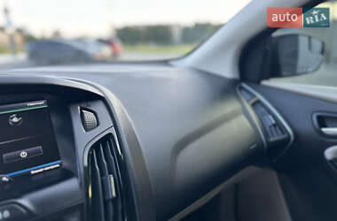 Хэтчбек Ford Focus 2014 в Владимире