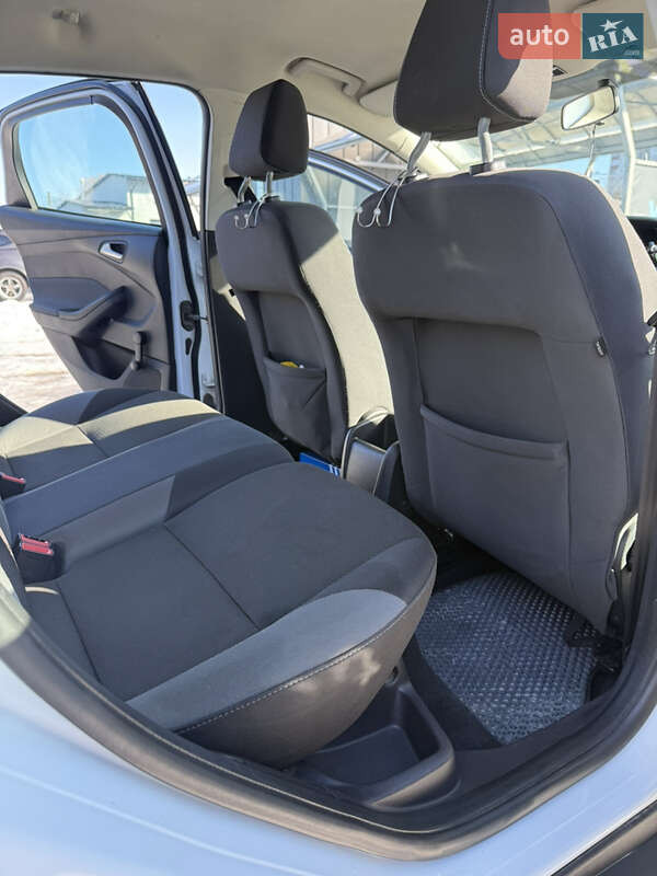 Хэтчбек Ford Focus 2013 в Фастове