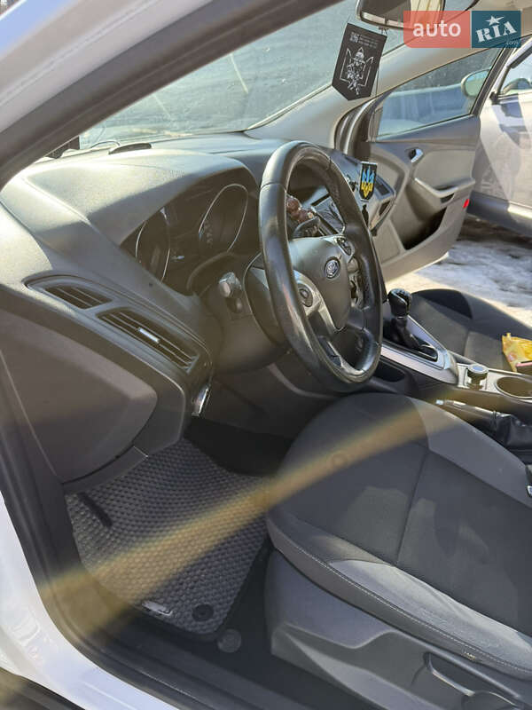 Хэтчбек Ford Focus 2013 в Фастове
