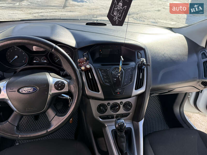 Хэтчбек Ford Focus 2013 в Фастове