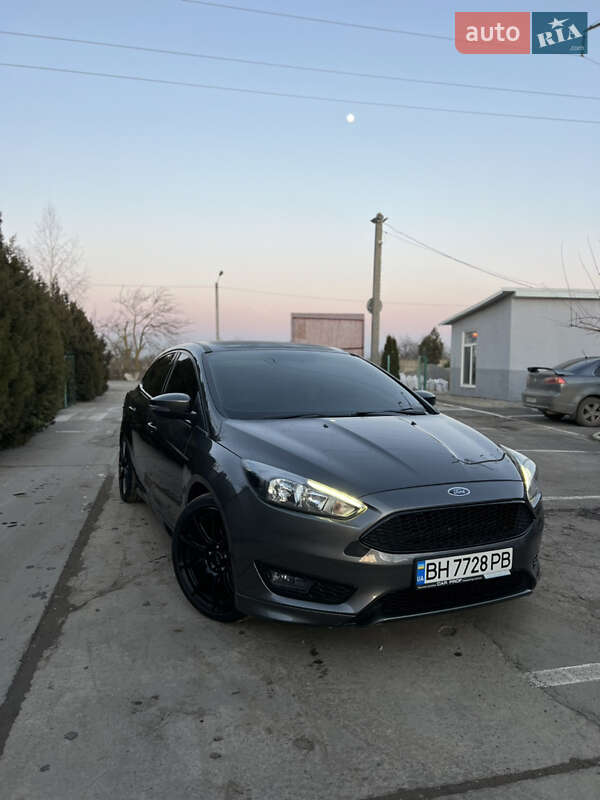 Седан Ford Focus 2015 в Одессе