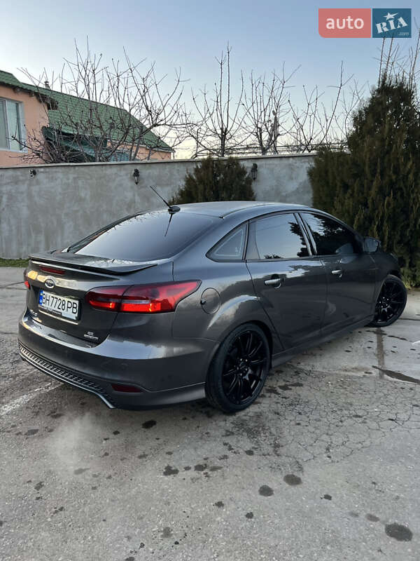Седан Ford Focus 2015 в Одессе