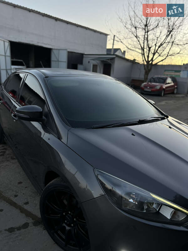 Седан Ford Focus 2015 в Одессе