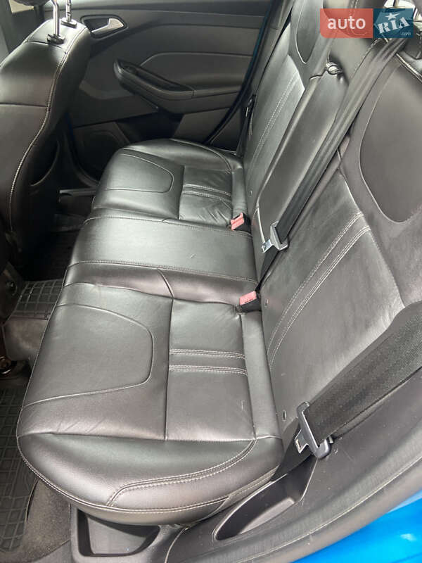 Седан Ford Focus 2013 в Вишневом