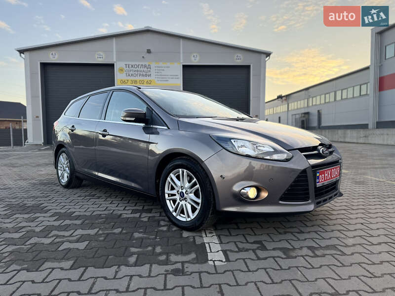 Универсал Ford Focus 2012 в Нововолынске