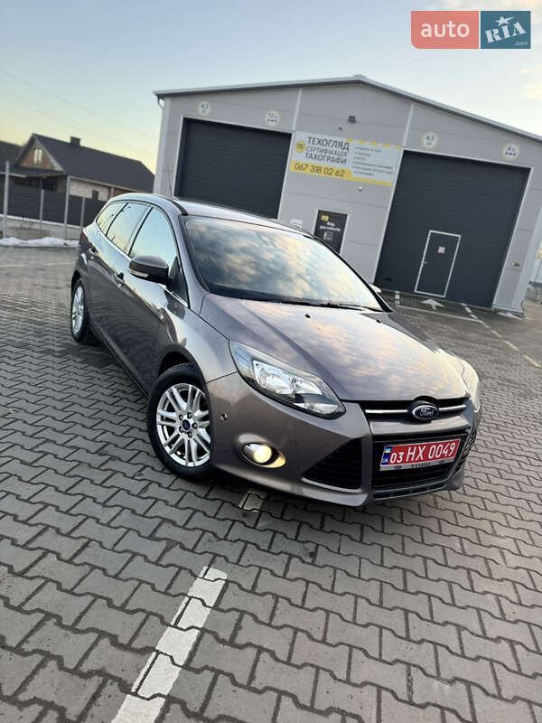 Универсал Ford Focus 2012 в Нововолынске