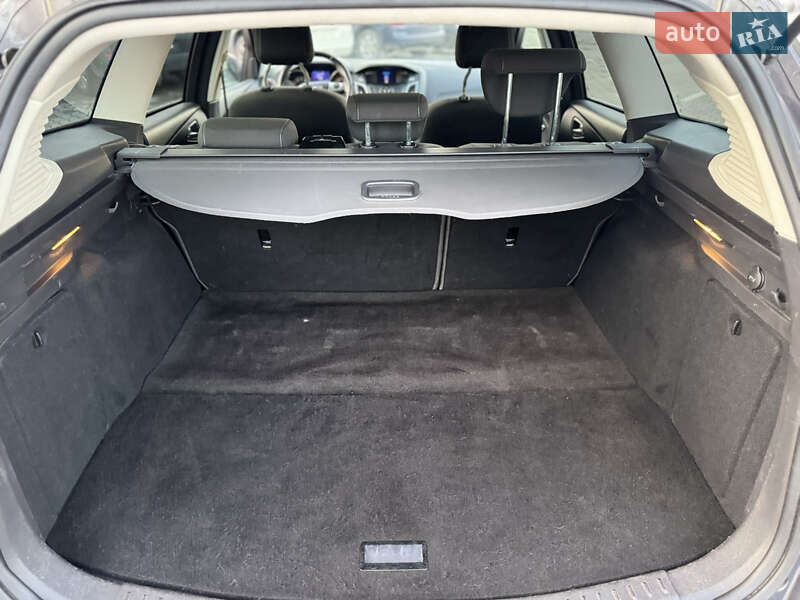 Универсал Ford Focus 2012 в Нововолынске
