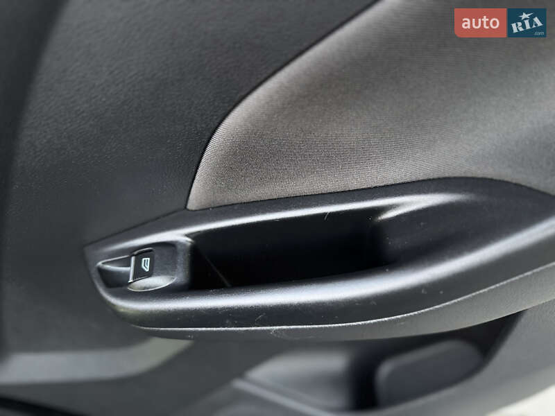 Универсал Ford Focus 2012 в Нововолынске