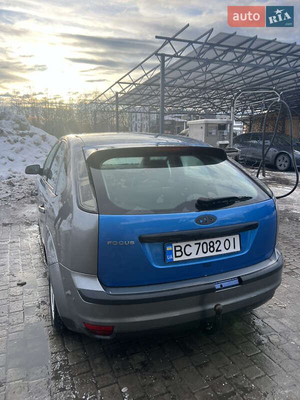 Хэтчбек Ford Focus 2005 в Львове