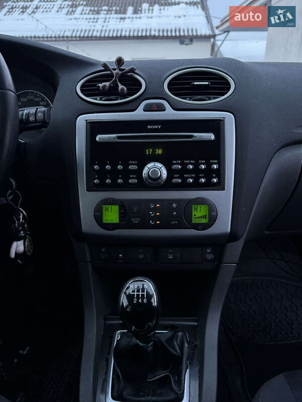 Хэтчбек Ford Focus 2005 в Львове